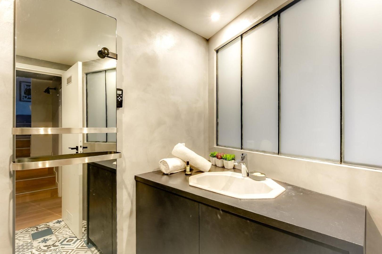 Guestready - Stylish Flat In The Heart Of Paris Leilighet Eksteriør bilde